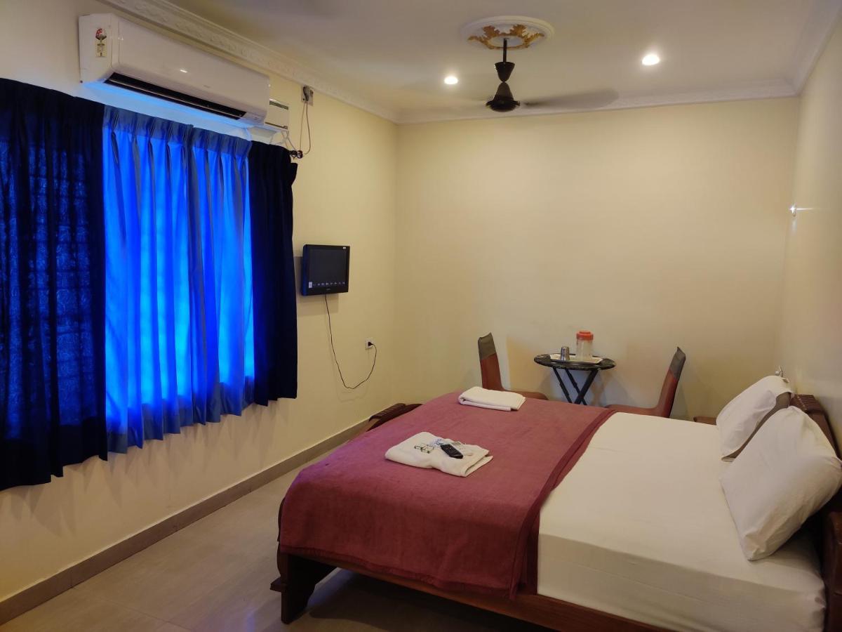 Hotel Supreme Ac Rameshwaram Ngoại thất bức ảnh