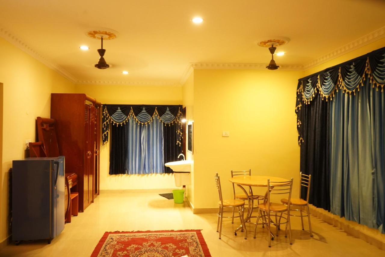 Hotel Supreme Ac Rameshwaram Ngoại thất bức ảnh