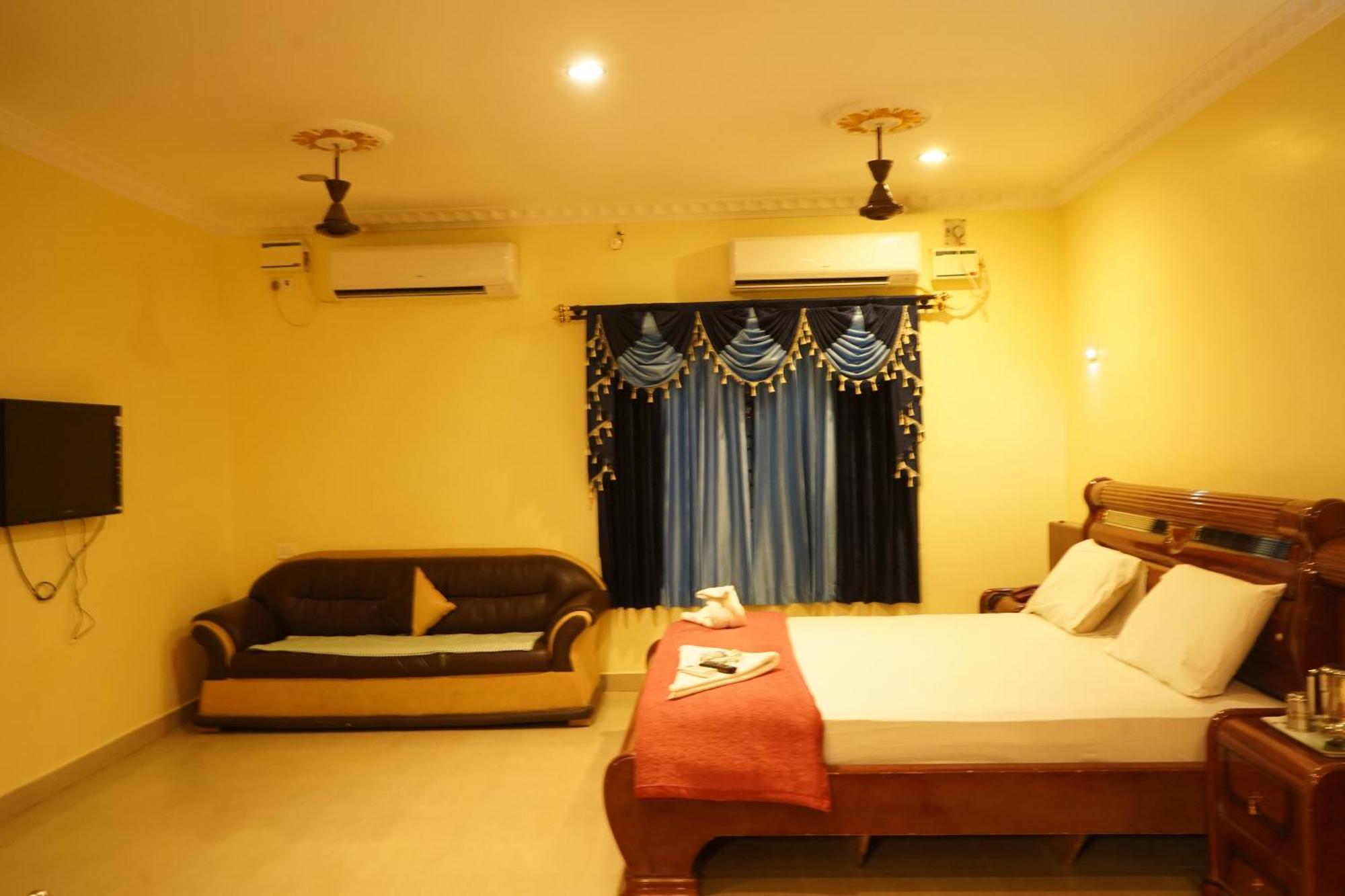 Hotel Supreme Ac Rameshwaram Ngoại thất bức ảnh
